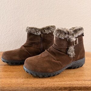 Khombu Women’s Cozy Brown Fur-Lined Ankle Boots Lindsey Brown Size 10